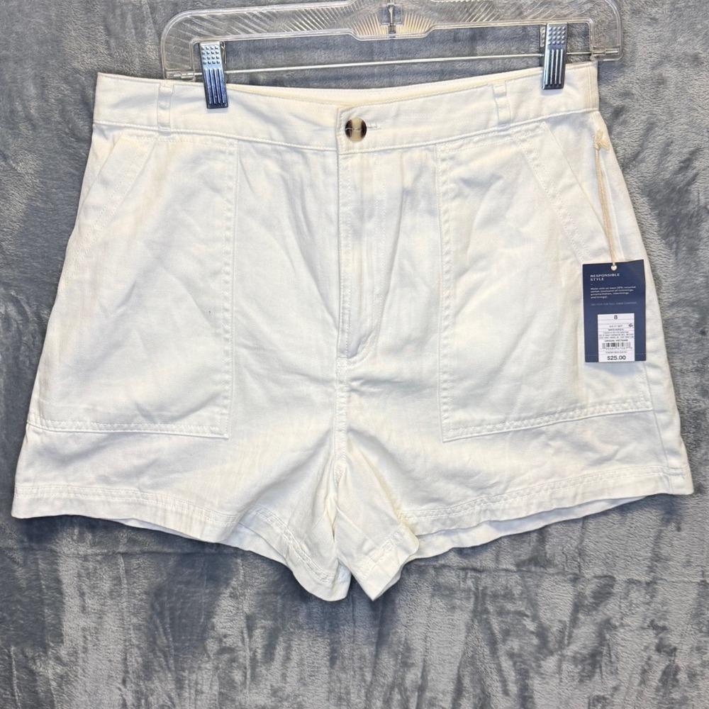 2269 | NWT Universal Thread High Rise Utility Cotton Shorts White Womens 8